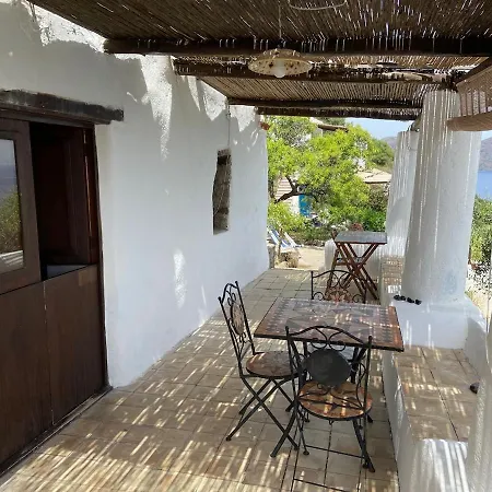 Traditional Eolian House Luna - Unique Experience 펜션