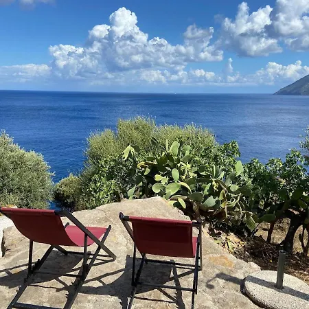 Traditional Eolian House Luna - Unique Experience San Salvatore (Messina)