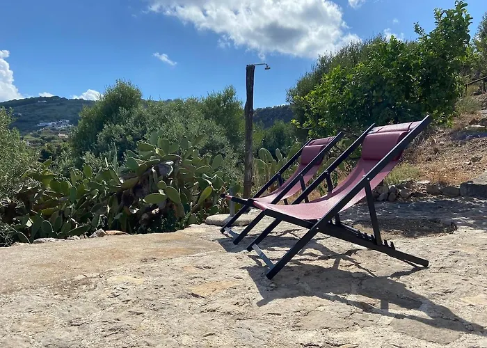 Traditional Eolian House Luna - Unique Experience * San Salvatore (Messina)