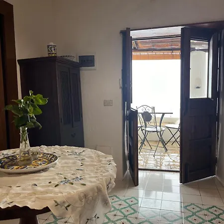 Traditional Eolian House Luna - Unique Experience בית נופש San Salvatore (Messina)