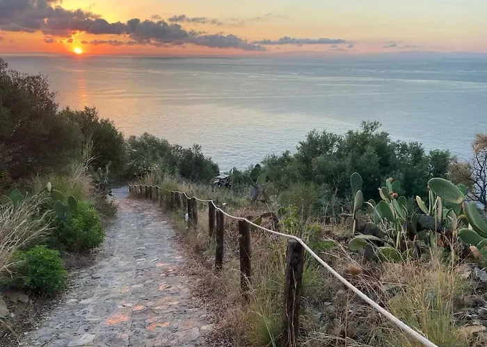 Traditional Eolian House Luna - Unique Experience Сasa de vacaciones San Salvatore (Messina)