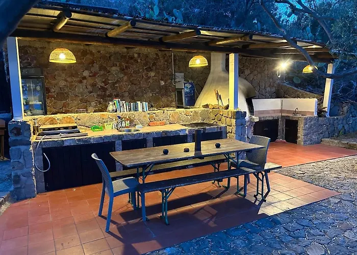 Traditional Eolian House Luna - Unique Experience San Salvatore (Messina)